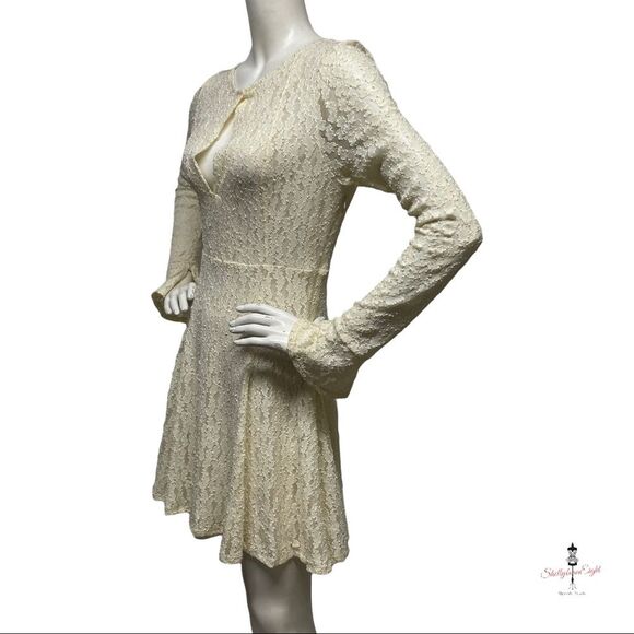 FREE PEOPLE Teen Witch Lace Keyhole Cut Out Skater Fit & Flare Mini Dress L - Picture 11 of 15